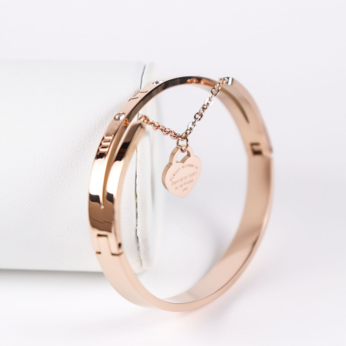 Fashion Bangle