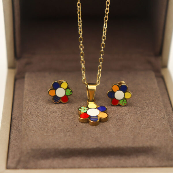 Fashion Stainless steel Jewelry Cartoon Sunflowers Necklace and Earrings